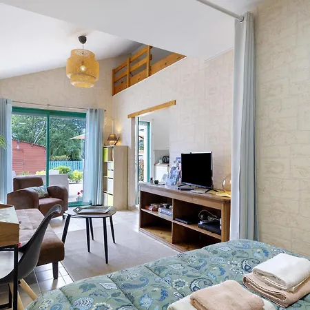 Holiday home Le Cardoue Entre Terre Et Saint-Gervais (Vendee)