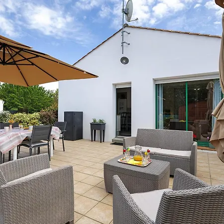 Holiday home Le Cardoue Entre Terre Et Saint-Gervais (Vendee)